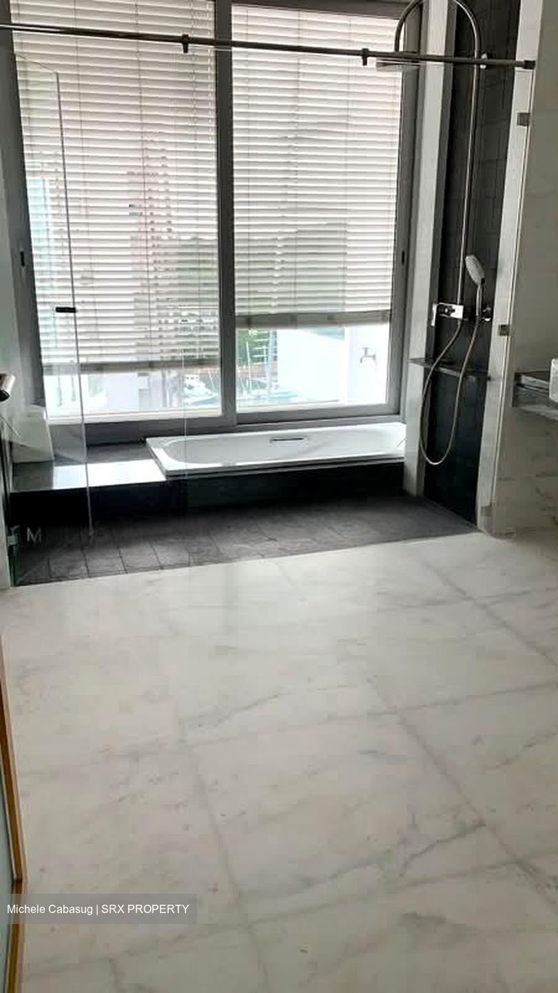 The Oceanfront @ Sentosa Cove (D4), Condominium #592743551